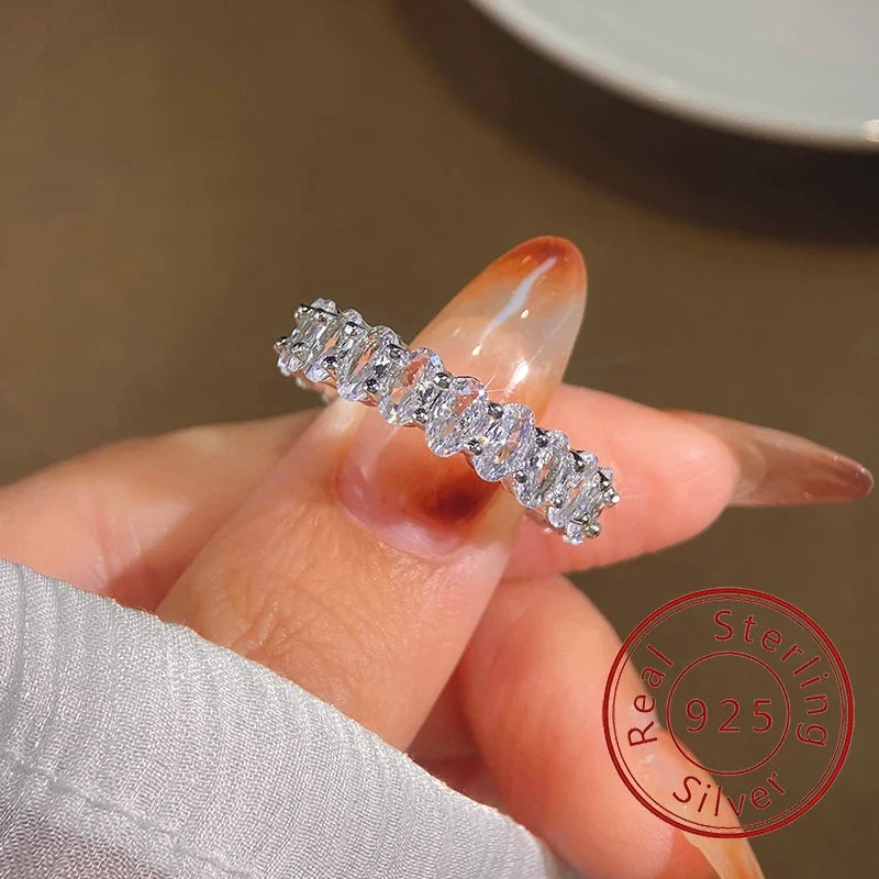 Anillo Óvalo Sereno